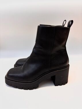 Steve Madden Black Platform Leather Boots